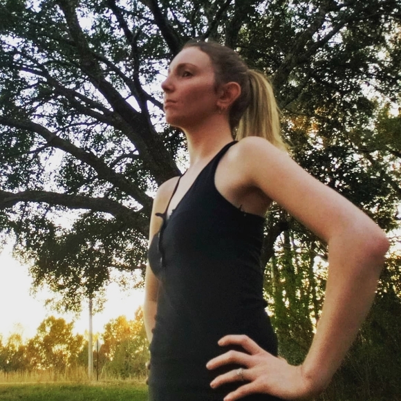 Meet your Posher - Picture 6 of 16